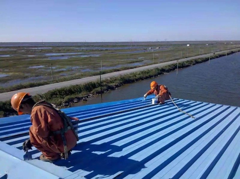 淮安钢结构屋面漏水原因